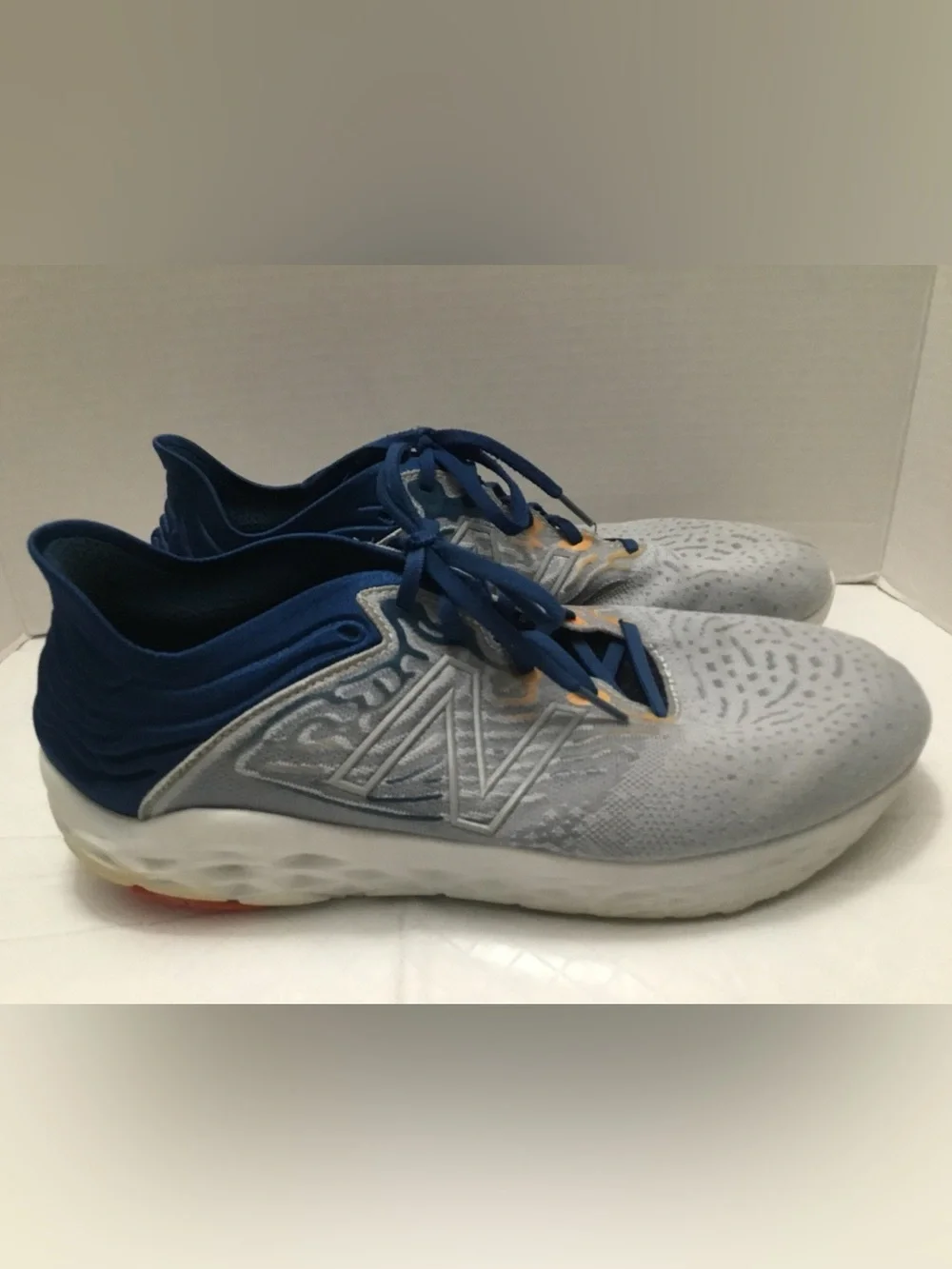 Men's New Balance Gray and Navy Performance Running Shoes size 13